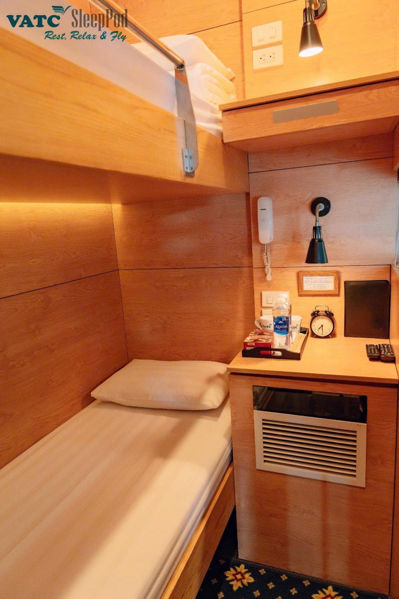 Hotel Vatc Sleep Pod Terminal 2 Noi Bai Esterno foto