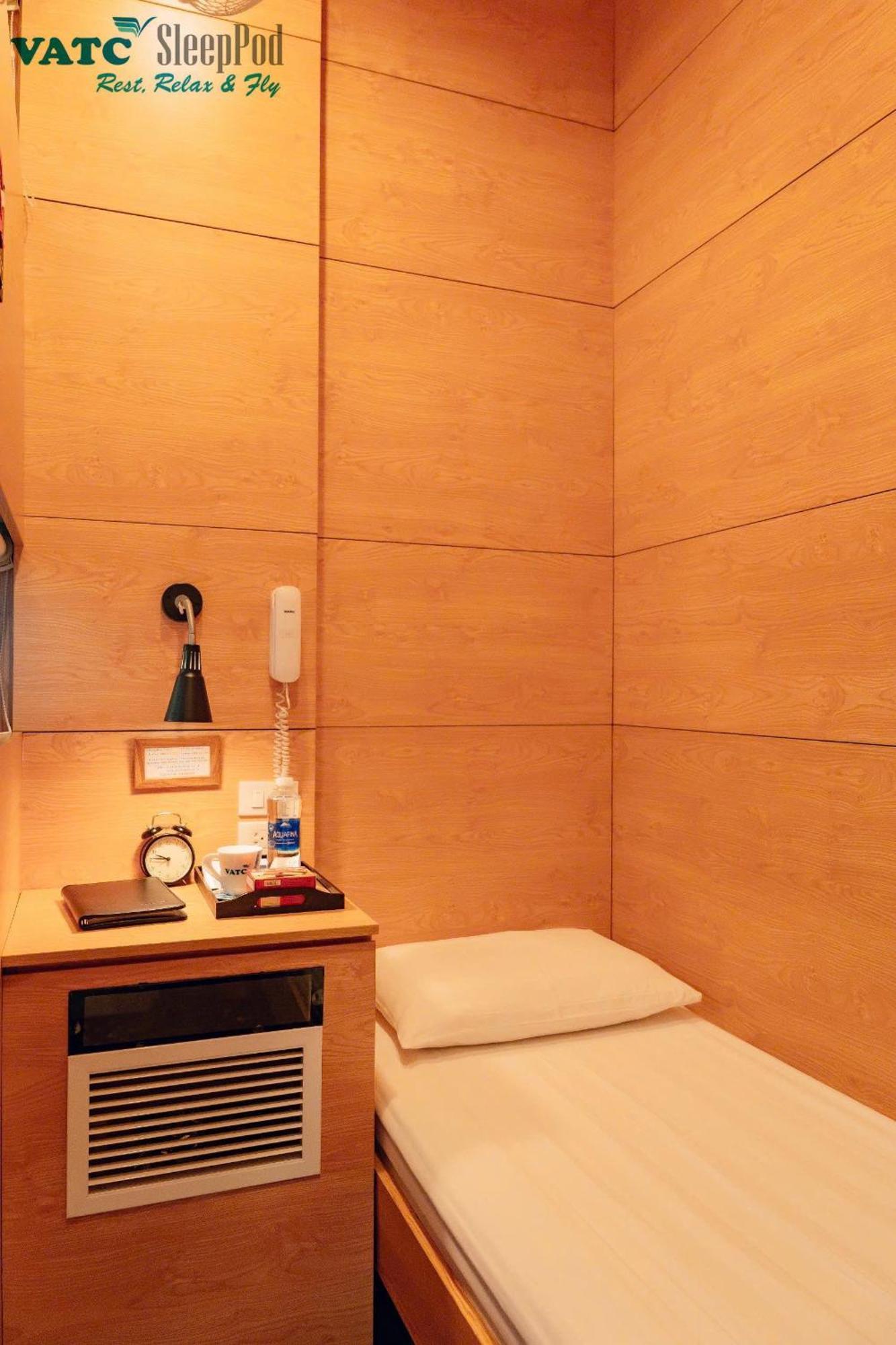 Hotel Vatc Sleep Pod Terminal 2 Noi Bai Esterno foto